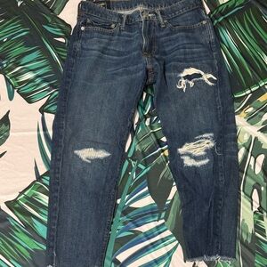 Men’s Distressed Blue Jeans